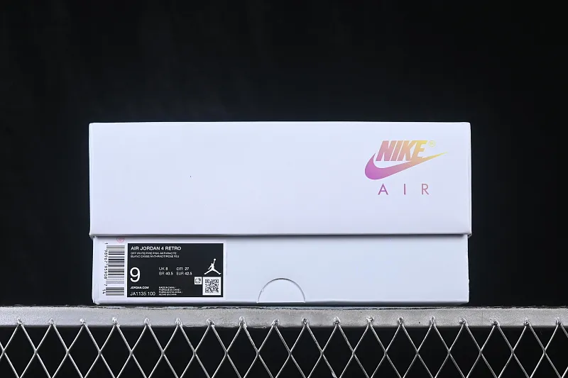 All categories Air Jordan Jordan series basketball shoes Air Jordan 4 OG version Air Jordan 4 Retro "Comic" AJ4 Joe 4 comic JA1135-100